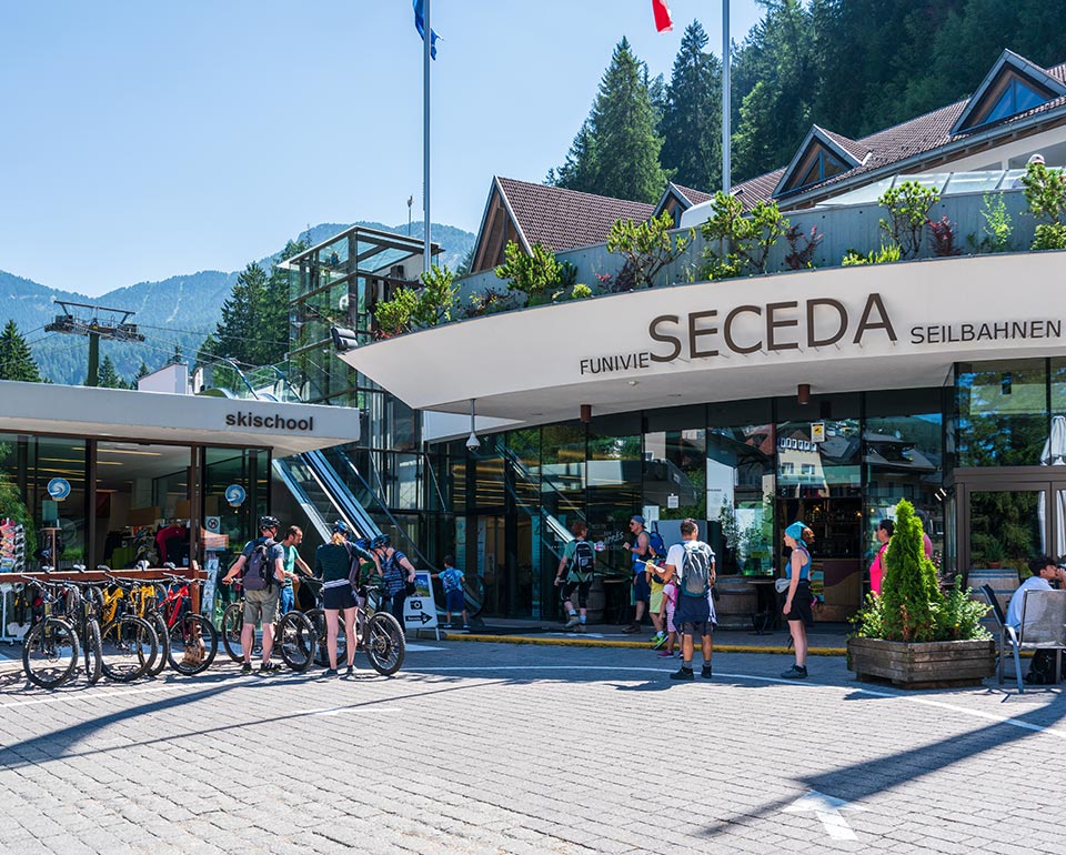 Bike shop & rental Seceda in Ortisei in Val Gardena in the Dolomites
