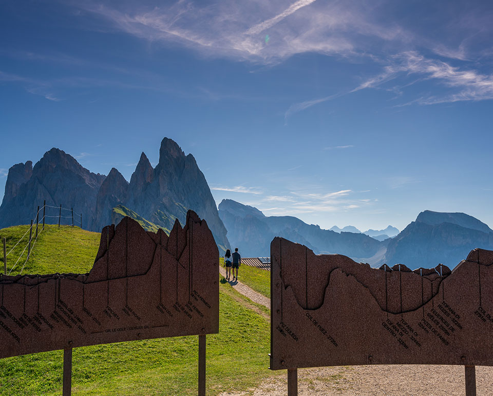 Sommer - Liftanlagen - Seceda Seilbahnen in Gröden - Dolomiten